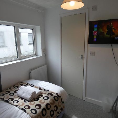 Bridge Street En Suite Rooms Merthyr Tydfil Esterno foto